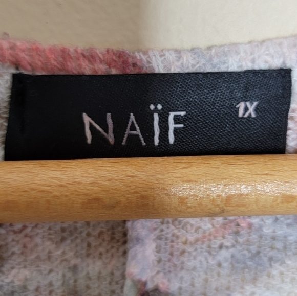 Naif | Floral Short Cap Sleeve Top Size 1X - Picture 4 of 5